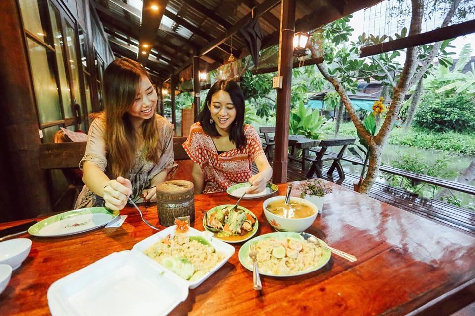 Baansuanleelawadee Resort Amphawa Exterior photo